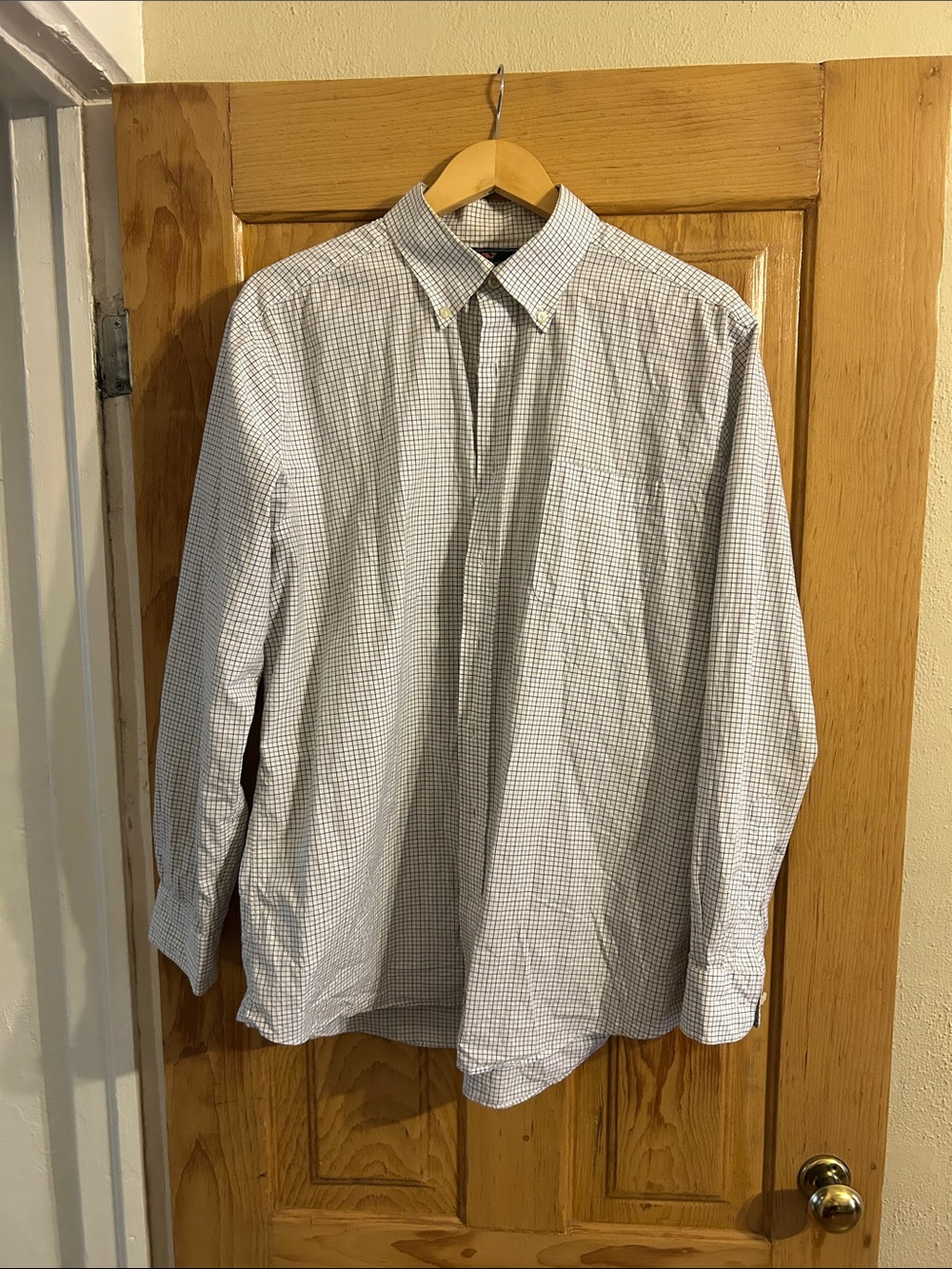 Vineyard Vines Men's White Dress Shirt with Blue Micro-Check